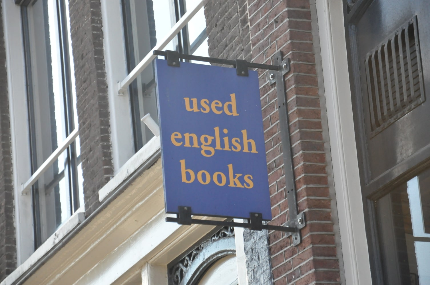 Amsterdam bookstore sign for book sale